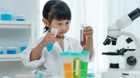 Belajar Sains Itu Seru! Ini Manfaat Literasi Sains Sehari-hari