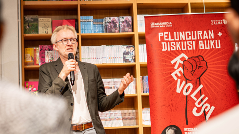 Menelusuri Jejak Kemerdekaan: Revolusi Hadir di Gramedia, Membuka Babak Baru Pemaknaan Sejarah Indonesia