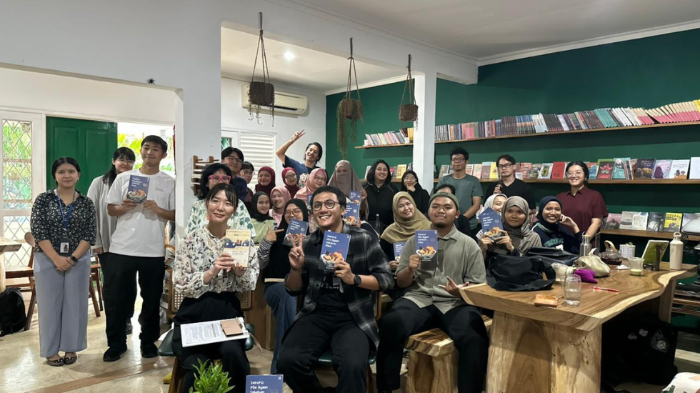 Sastra Indonesia Menyapa Pembaca Jepang “Seporsi Mi Ayam Sebelum Mati” Dibahas dalam Dialog Lintas Budaya