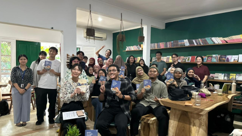 Sastra Indonesia Menyapa Pembaca Jepang “Seporsi Mi Ayam Sebelum Mati” Dibahas dalam Dialog Lintas Budaya