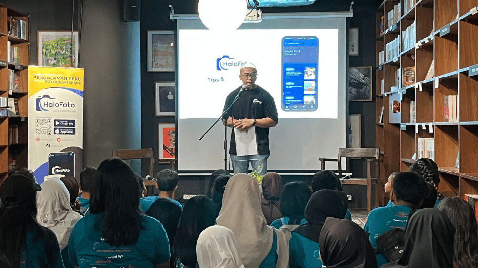 Pameran “Lensa Anak Utara” Angkat Perspektif Anak Pesisir Lewat Karya Foto