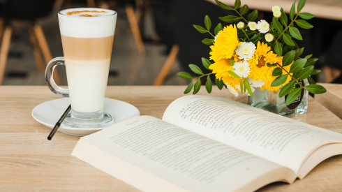 Ini 3 Book Cafe Lucu dan Nyaman Terbaru di Jakarta