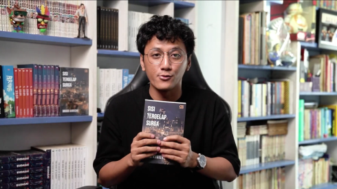 Sosok Inspiratif Yang Membangun Penulisan Buku Sisi Tergelap Surga Oleh Brian Khrisna